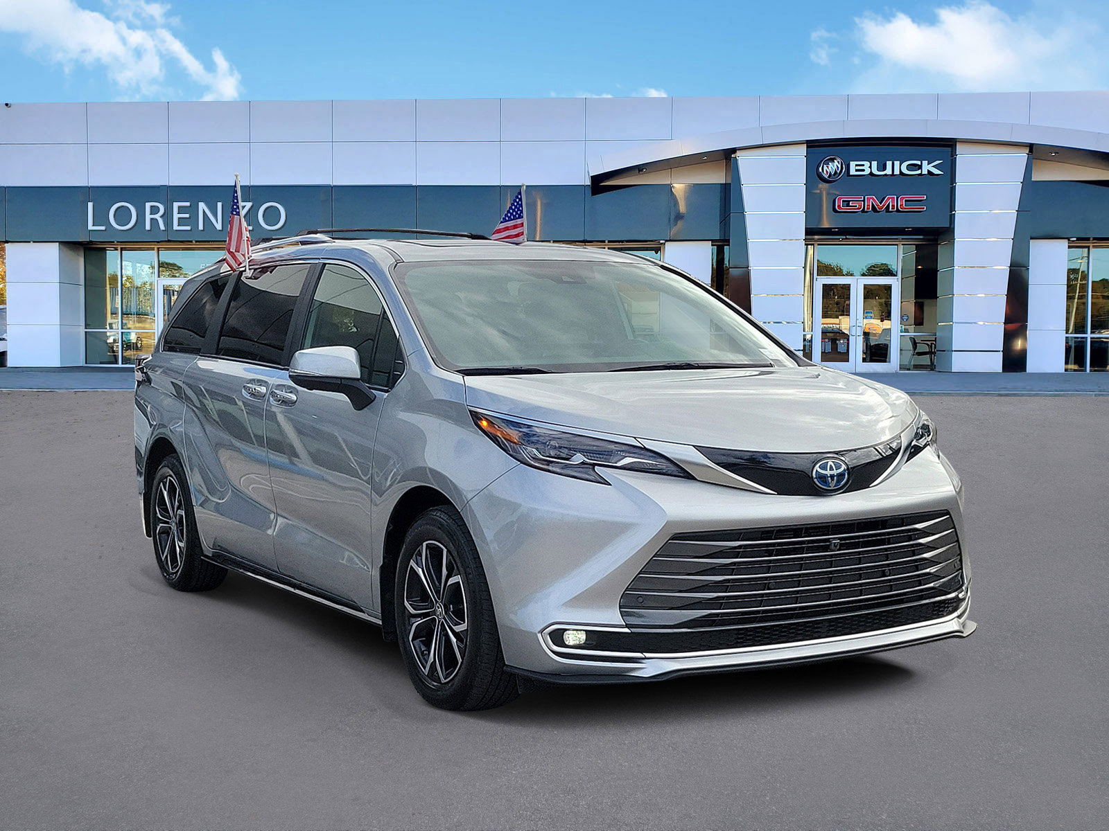 Used 2025 Toyota Sienna Platinum image 3