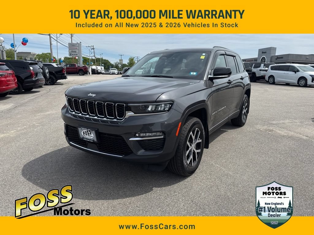 Used 2025 Jeep Grand Cherokee Limited w/ Trailer Tow Package AWD/4WD image 1