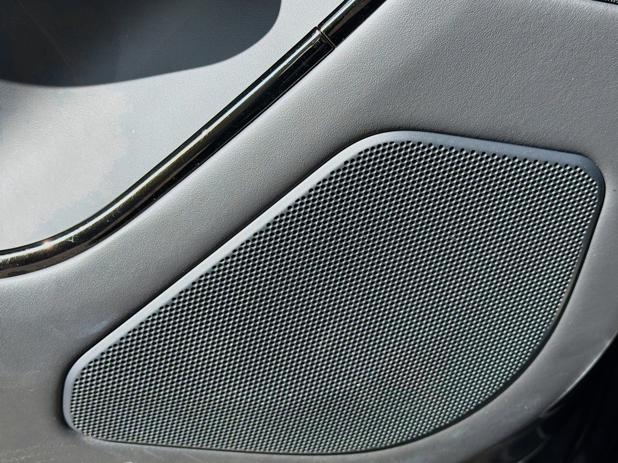 Used 2024 Land Rover Range Rover Sport SE image 25