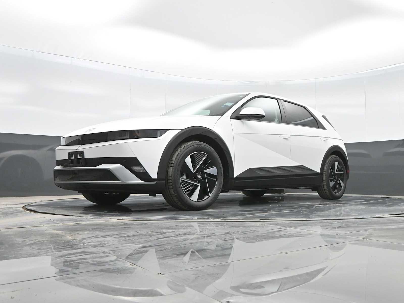 New 2025 Hyundai Ioniq 5 SE image 34