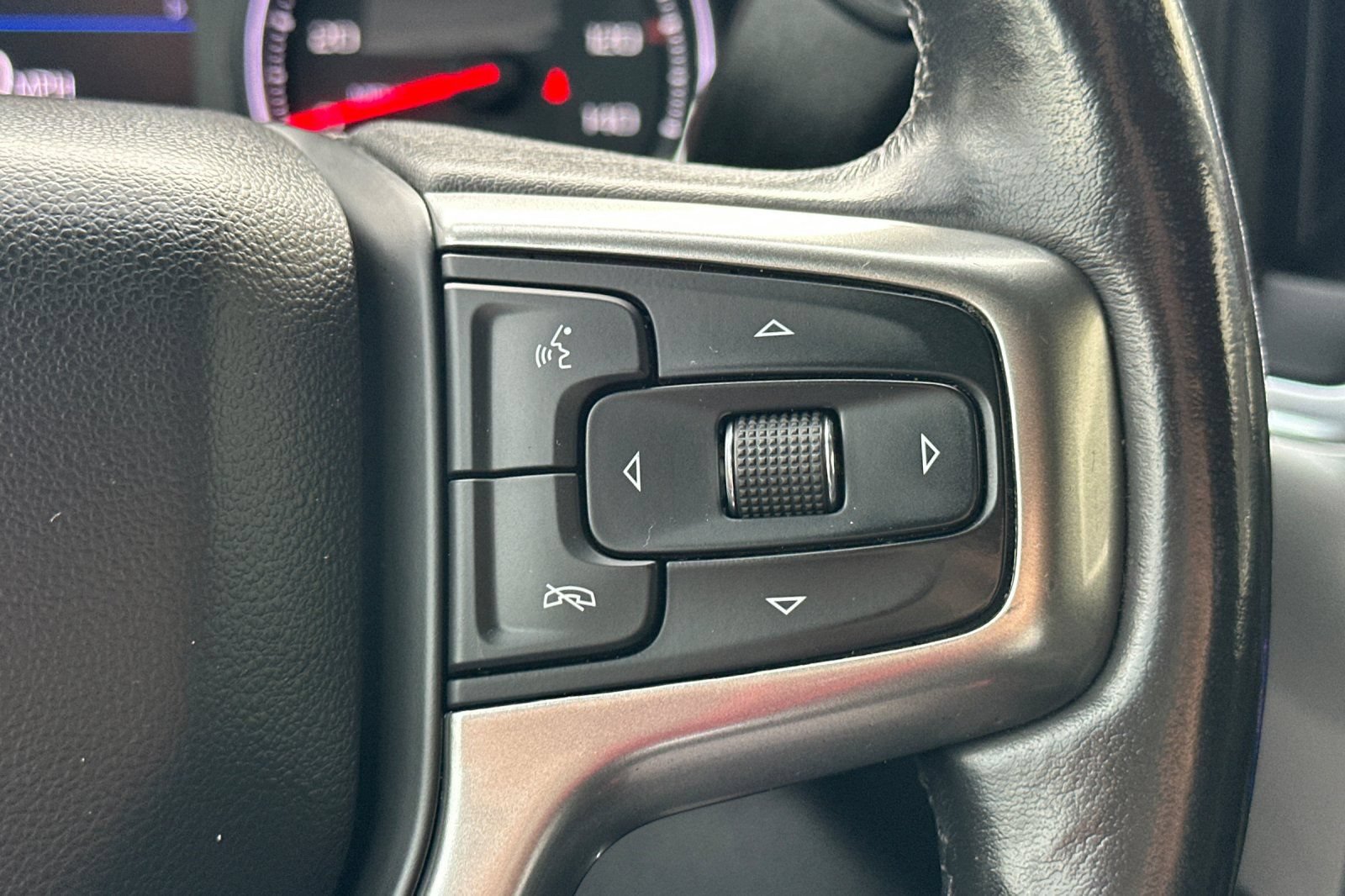 Certified 2020 Chevrolet Silverado 1500 RST w/ All-Star Edition RWD image 32