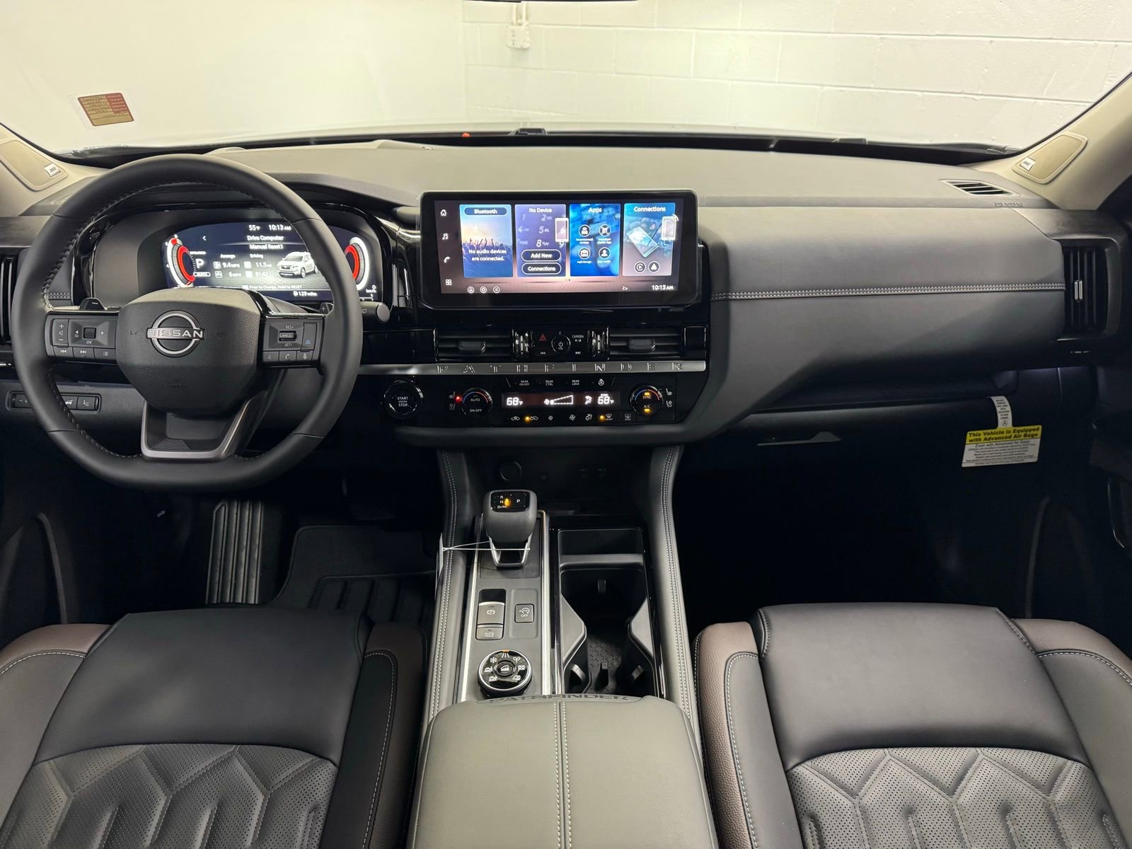 New 2026 Nissan Pathfinder Platinum image 16