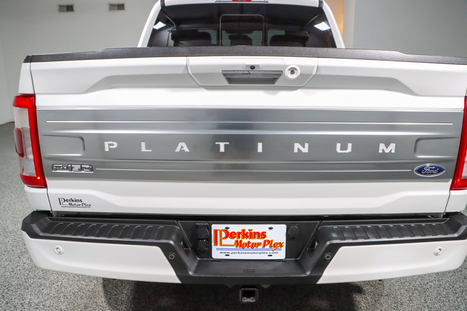 Used 2022 Ford F150 Platinum w/ Equipment Group 701A High AWD/4WD image 8