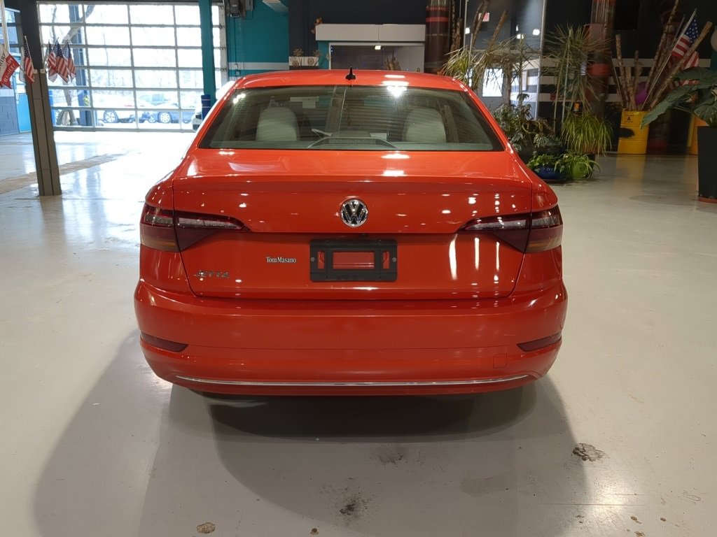 Used 2019 Volkswagen Jetta S image 9