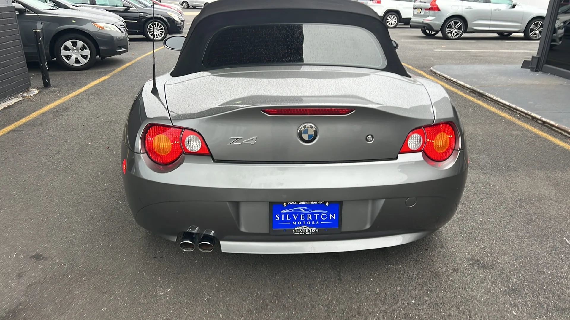 Used 2004 BMW Z4 2.5i image 4
