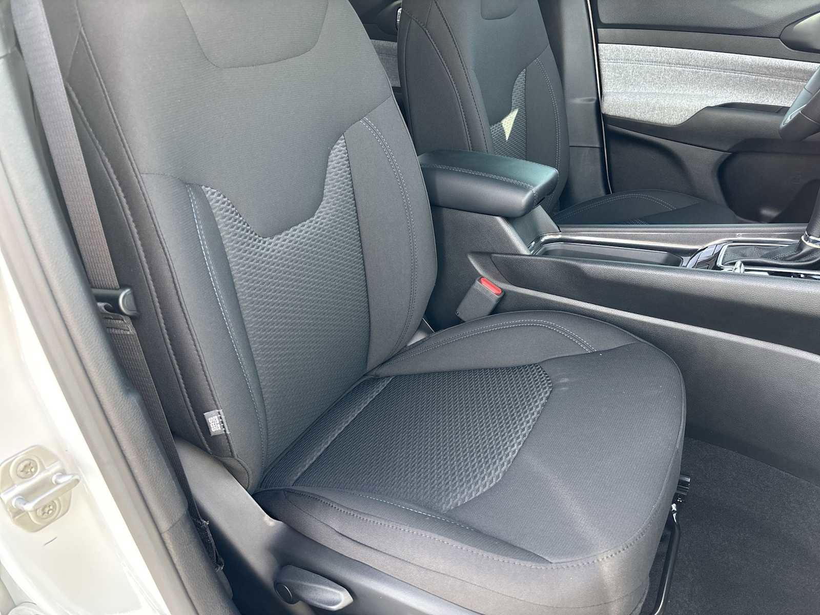 New 2025 Jeep Compass Sport AWD/4WD image 18