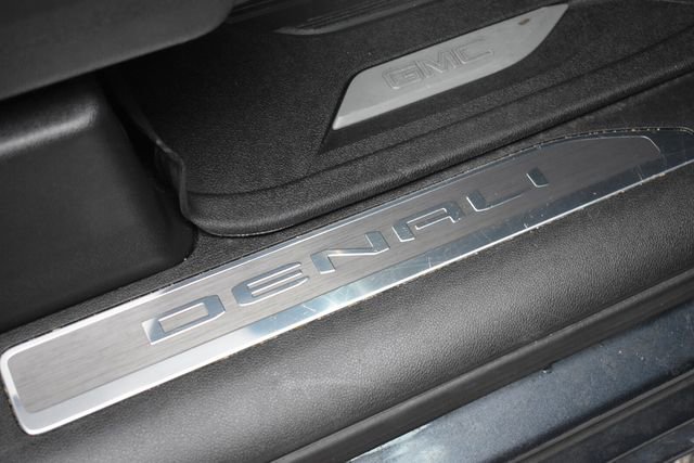 Certified 2021 GMC Sierra 1500 Denali w/ Denali Ultimate Package AWD/4WD image 18