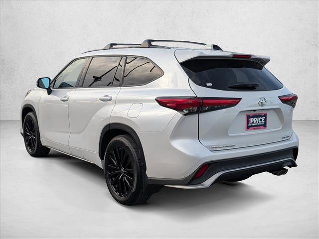 Used 2023 Toyota Highlander XSE image 8
