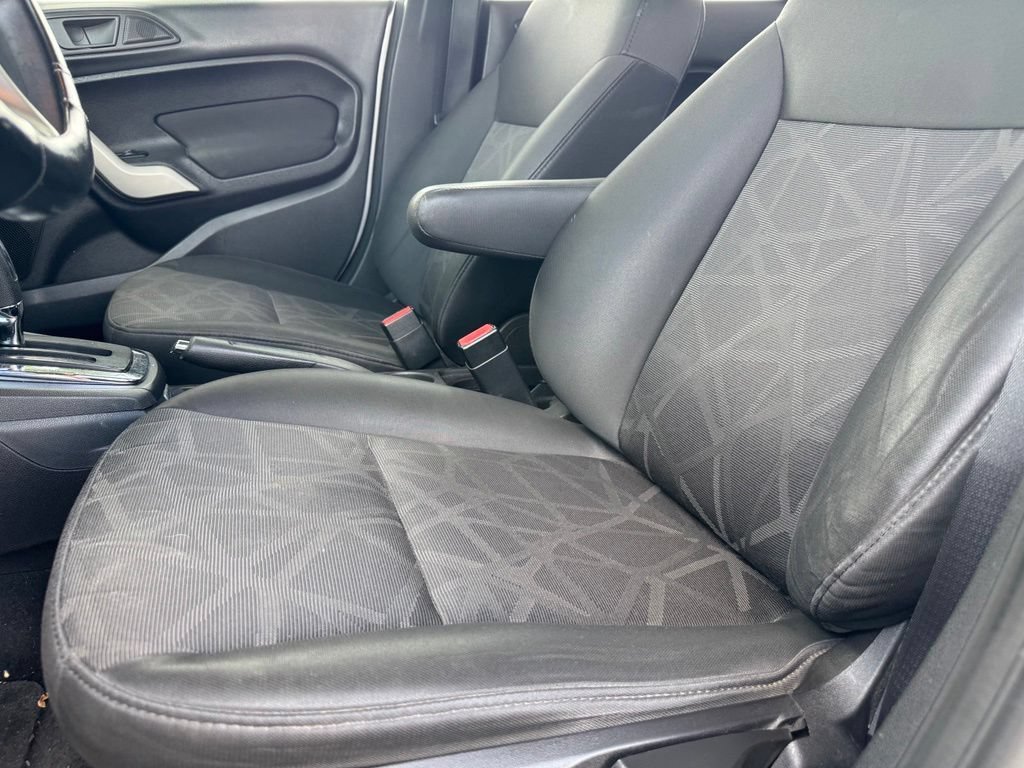 Used 2012 Ford Fiesta SE FWD image 14