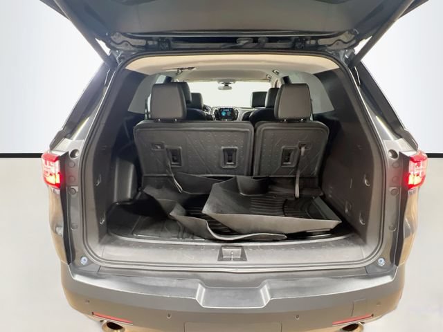 Used 2019 Chevrolet Traverse LT w/ LPO, Blackout Package FWD image 26