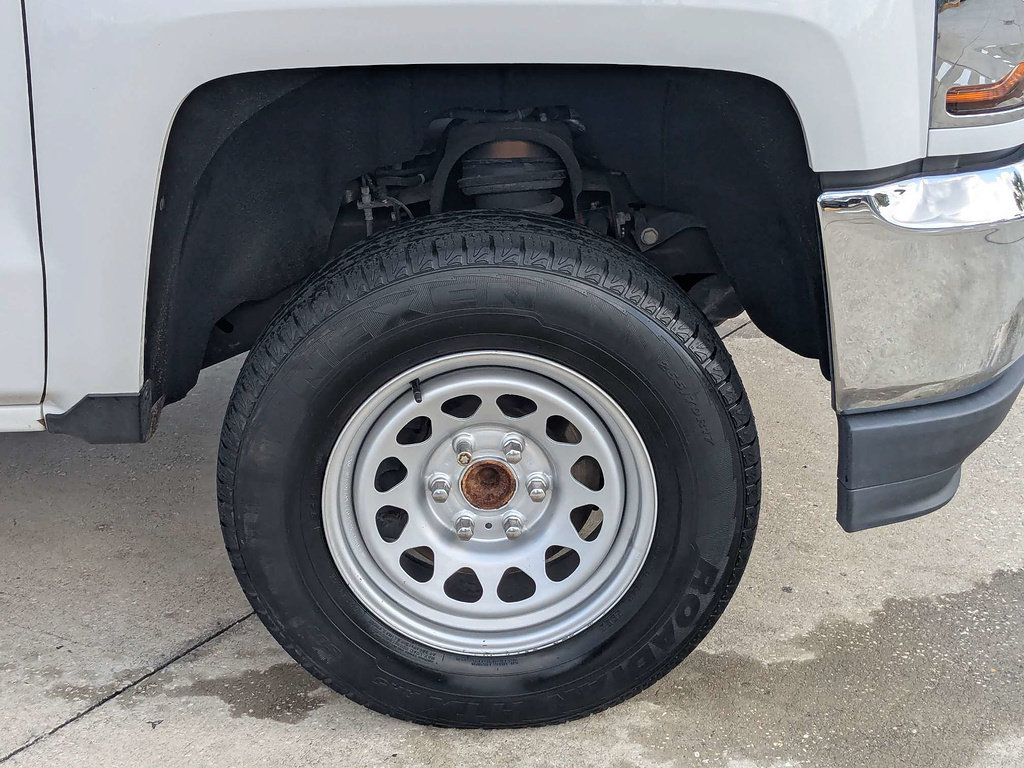 Used 2018 Chevrolet Silverado 1500 LT w/ All Star Edition RWD image 11