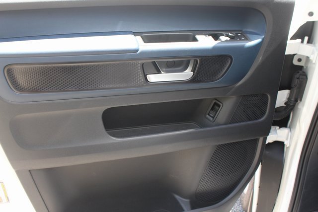 New 2025 Volkswagen ID. Buzz Pro S image 10