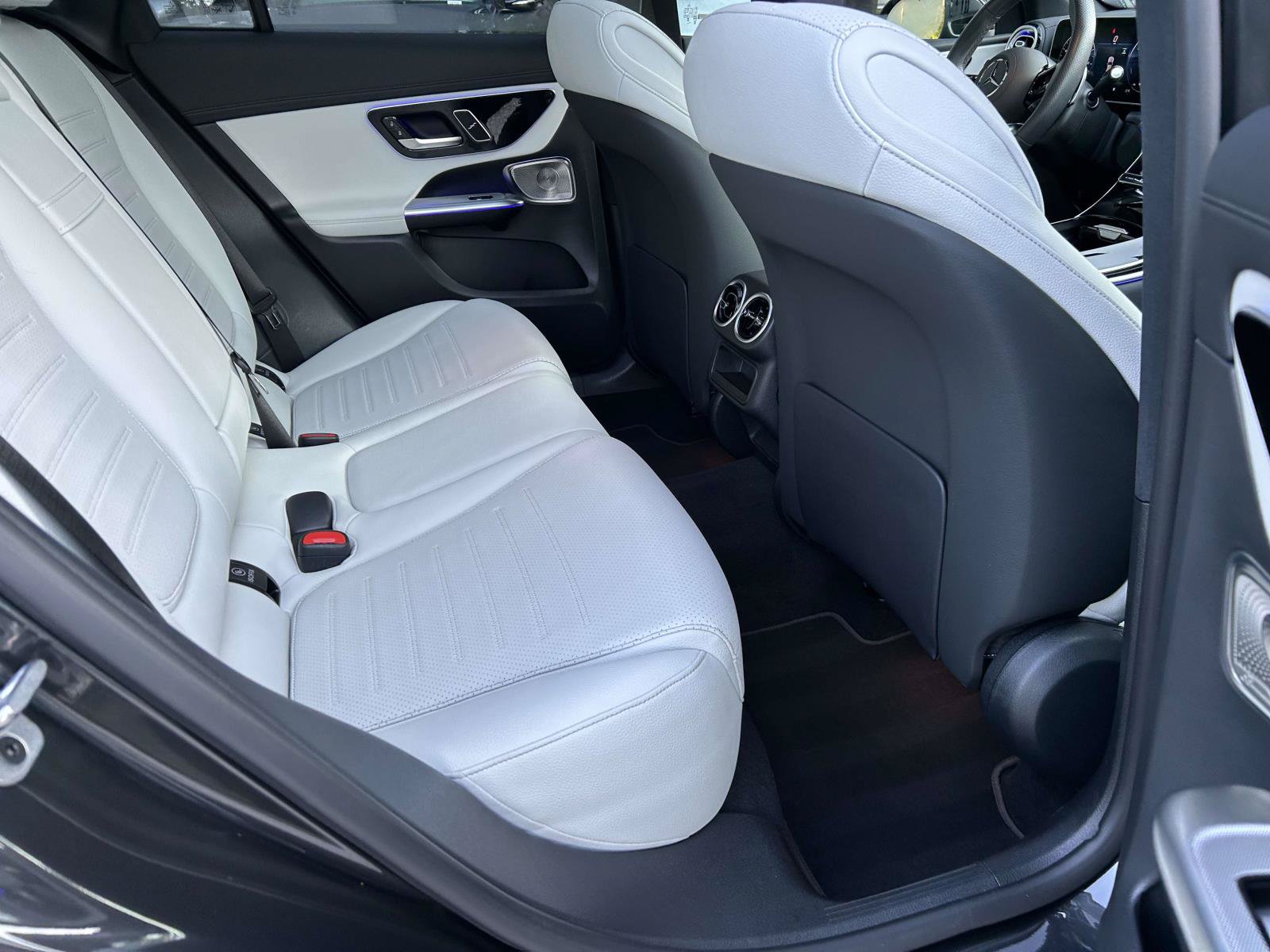 Certified 2025 Mercedes-Benz GLC 350e 4MATIC image 44