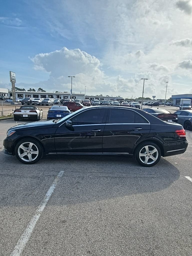 Used 2016 Mercedes-Benz E 350 Sedan image 4