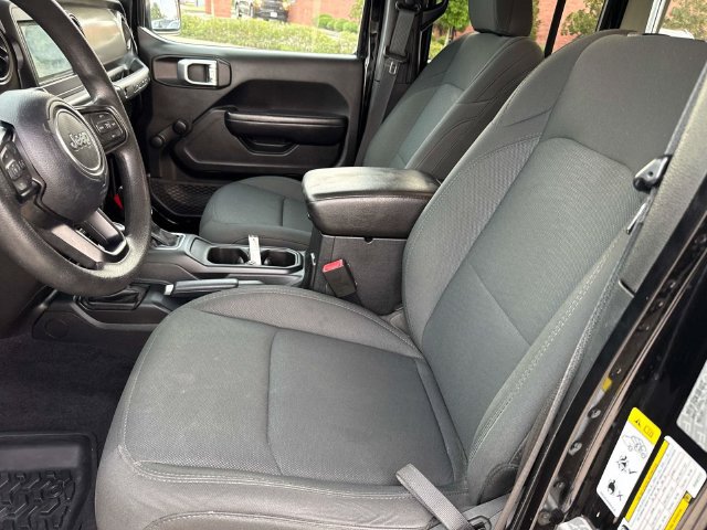 Used 2019 Jeep Wrangler Unlimited Sport AWD/4WD image 18