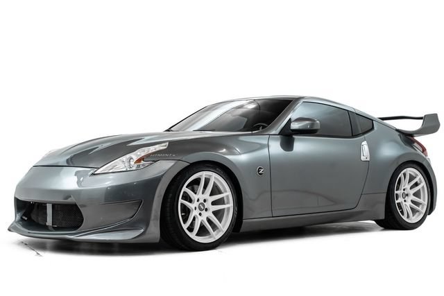 Used 2016 Nissan 370Z Coupe RWD image 7