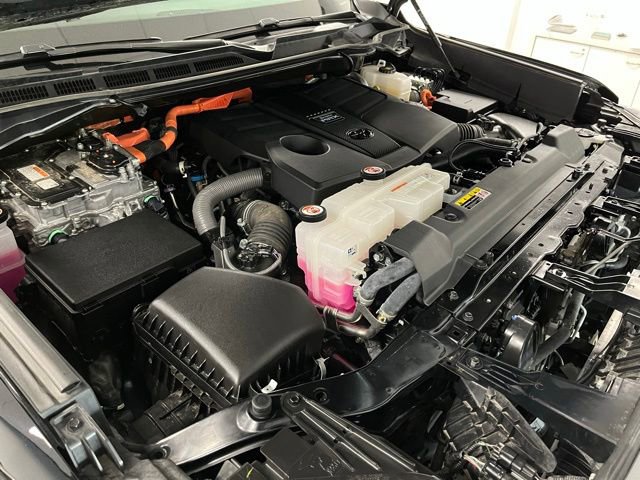 Used 2022 Toyota Tundra Platinum AWD/4WD image 61