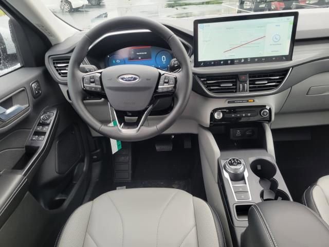 New 2025 Ford Escape SE w/ PHEV Premium Package FWD image 14