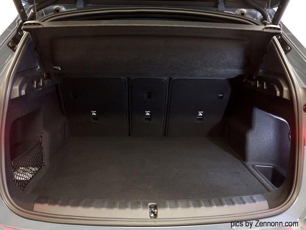 Used 2025 BMW X1 xDrive28i w/ Premium Package image 29