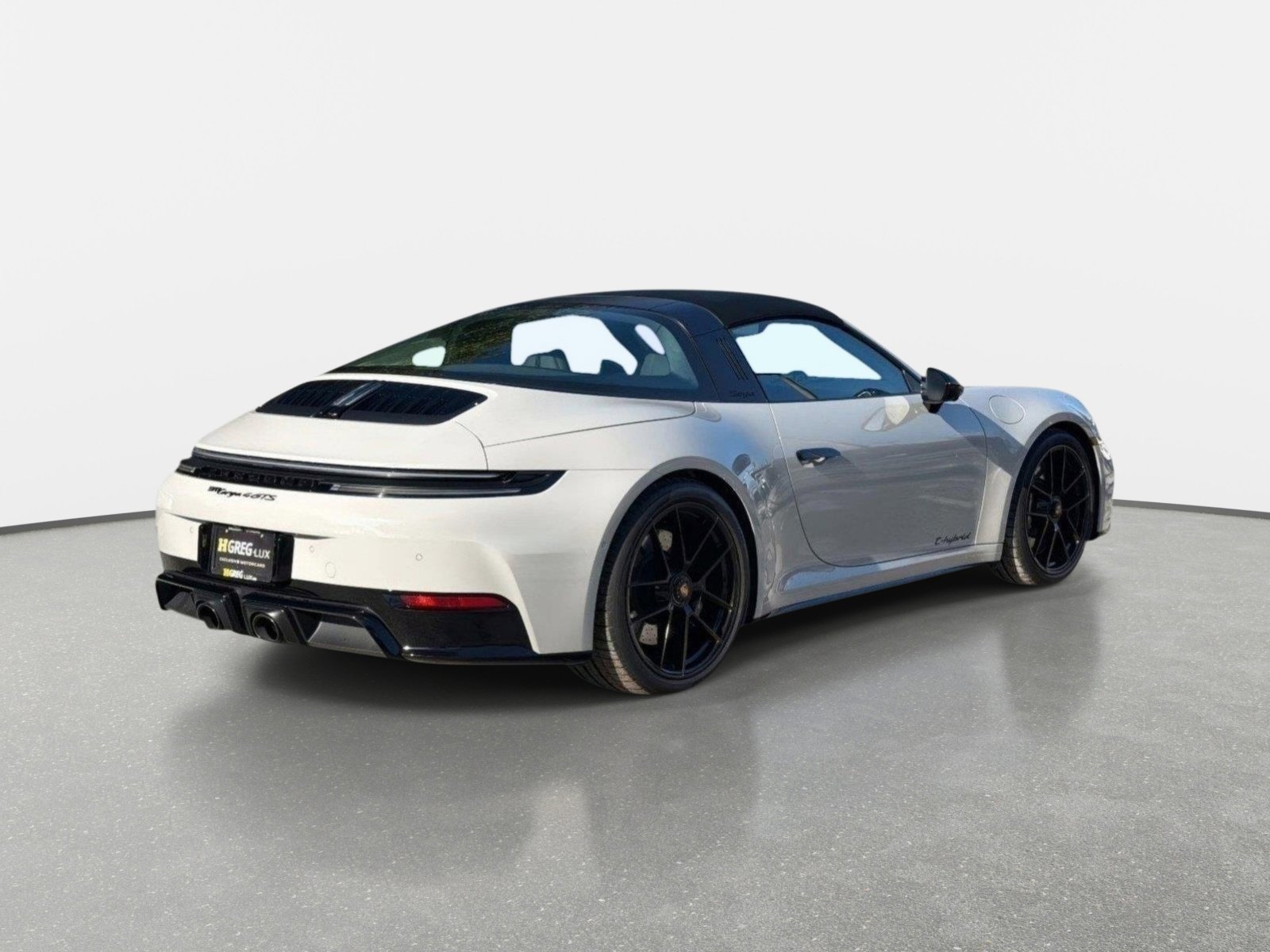 Used 2026 Porsche 911 Targa 4 GTS AWD/4WD image 3