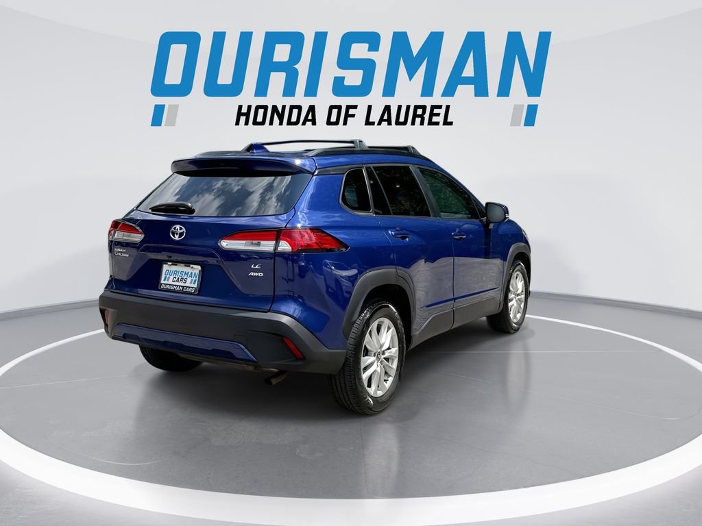 Used 2022 Toyota Corolla Cross LE w/ Moonroof Package AWD/4WD image 8