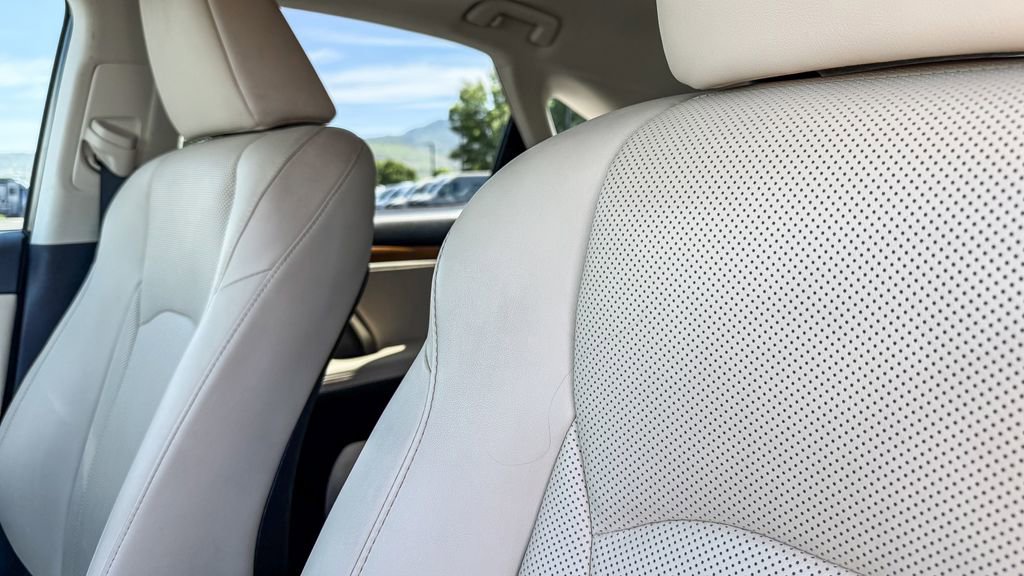 Used 2021 Lexus RX 450h AWD w/ Premium Package image 21