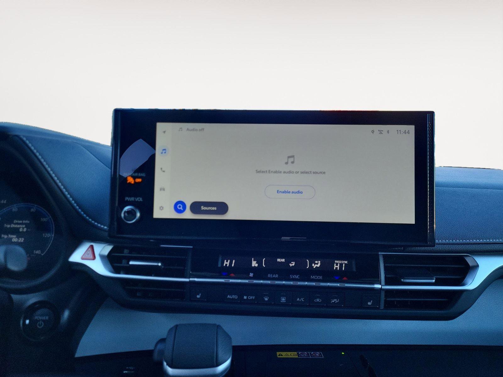 Used 2025 Toyota Sienna XSE image 14