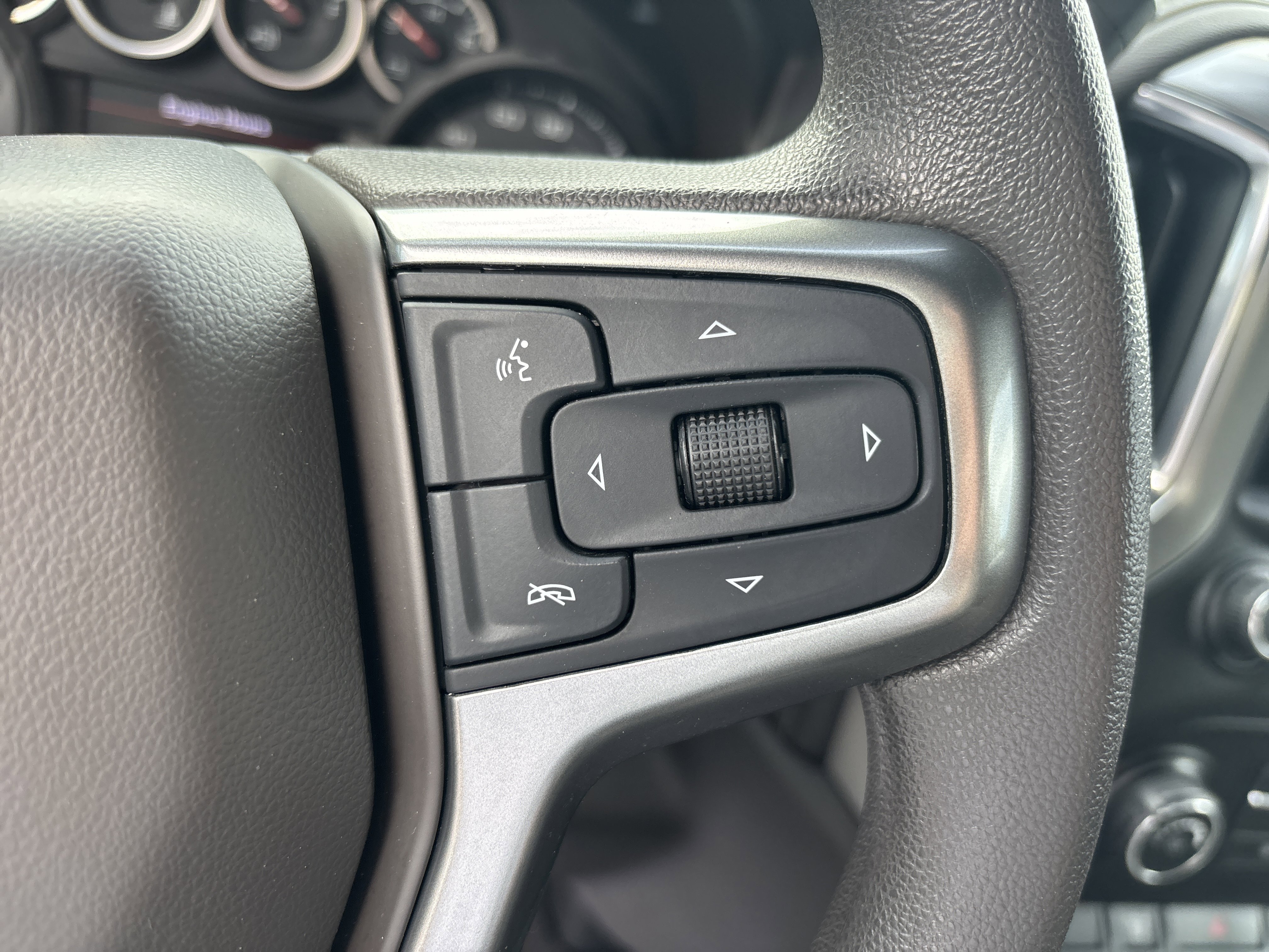 Used 2020 Chevrolet Silverado 2500 LT AWD/4WD image 26