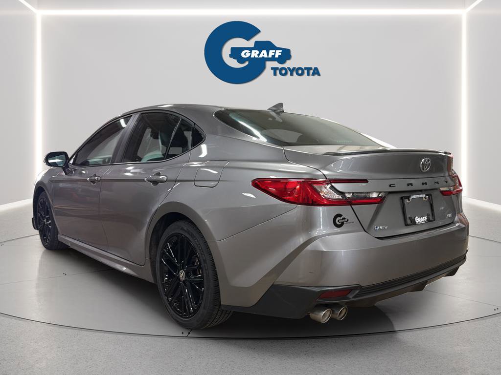 Used 2025 Toyota Camry SE FWD image 5