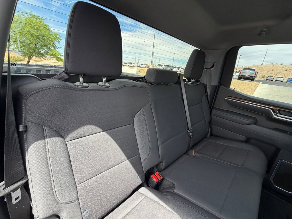 Certified 2025 Chevrolet Silverado 1500 LT AWD/4WD image 18