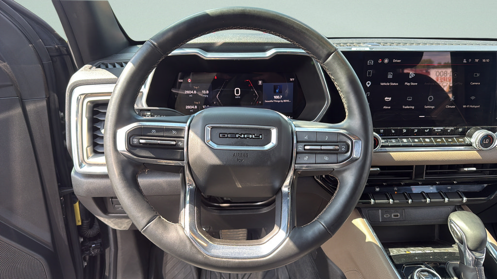 Used 2024 GMC Canyon Denali AWD/4WD image 12