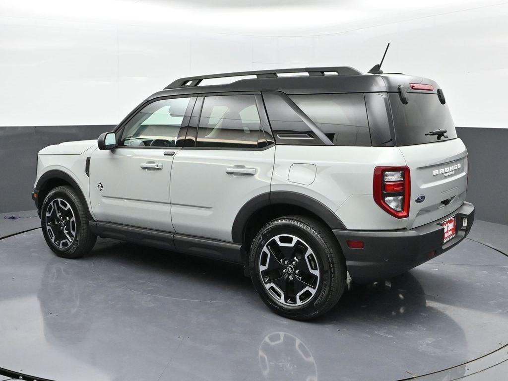 Used 2024 Ford Bronco Sport Outer Banks w/ Tech Package image 22