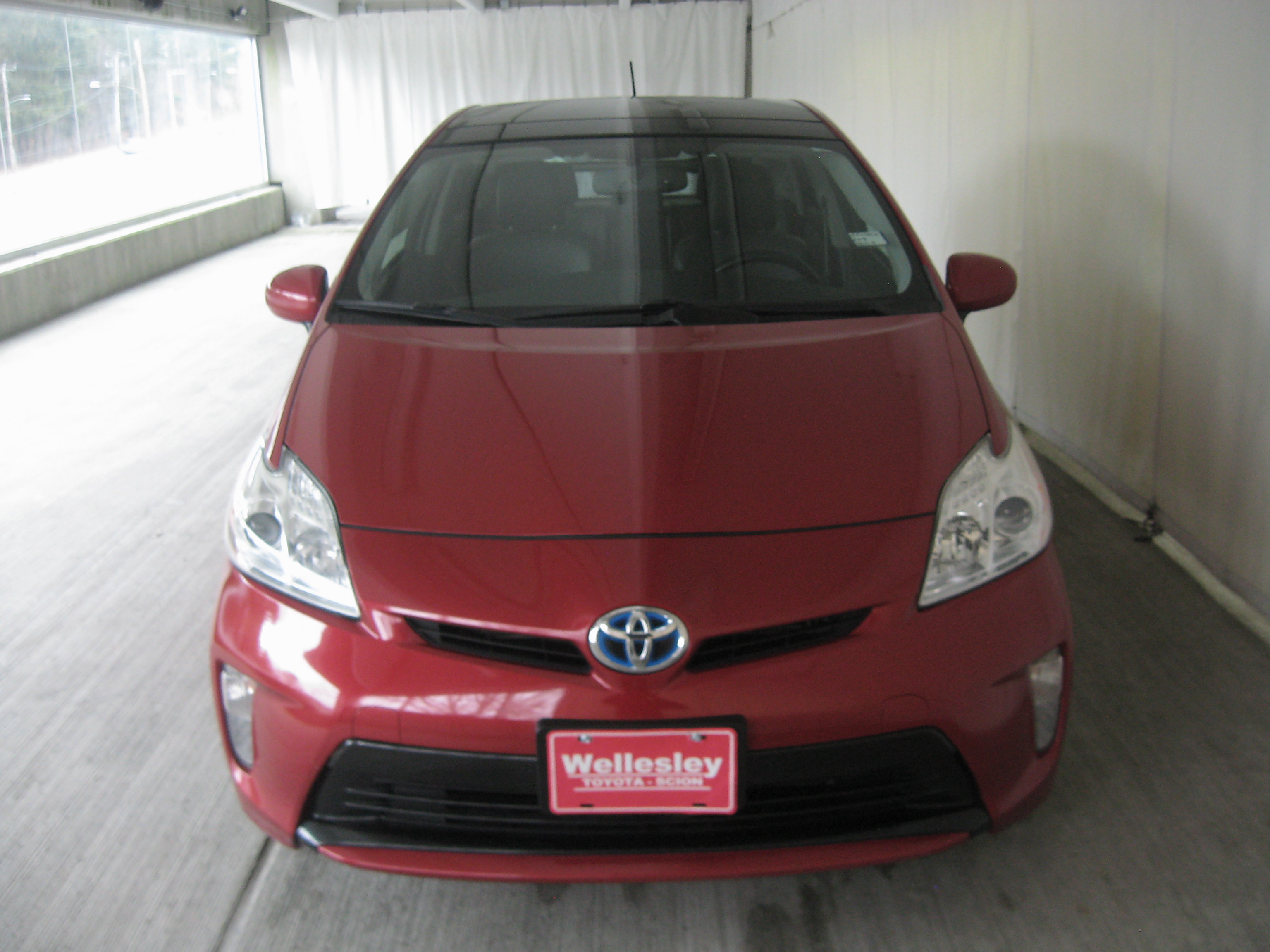 Used 2013 Toyota Prius Four w/ Deluxe Solar Roof Pkg image 6