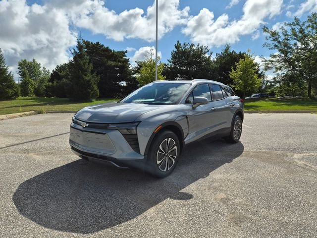 Used 2024 Chevrolet Blazer EV LT AWD/4WD image 1