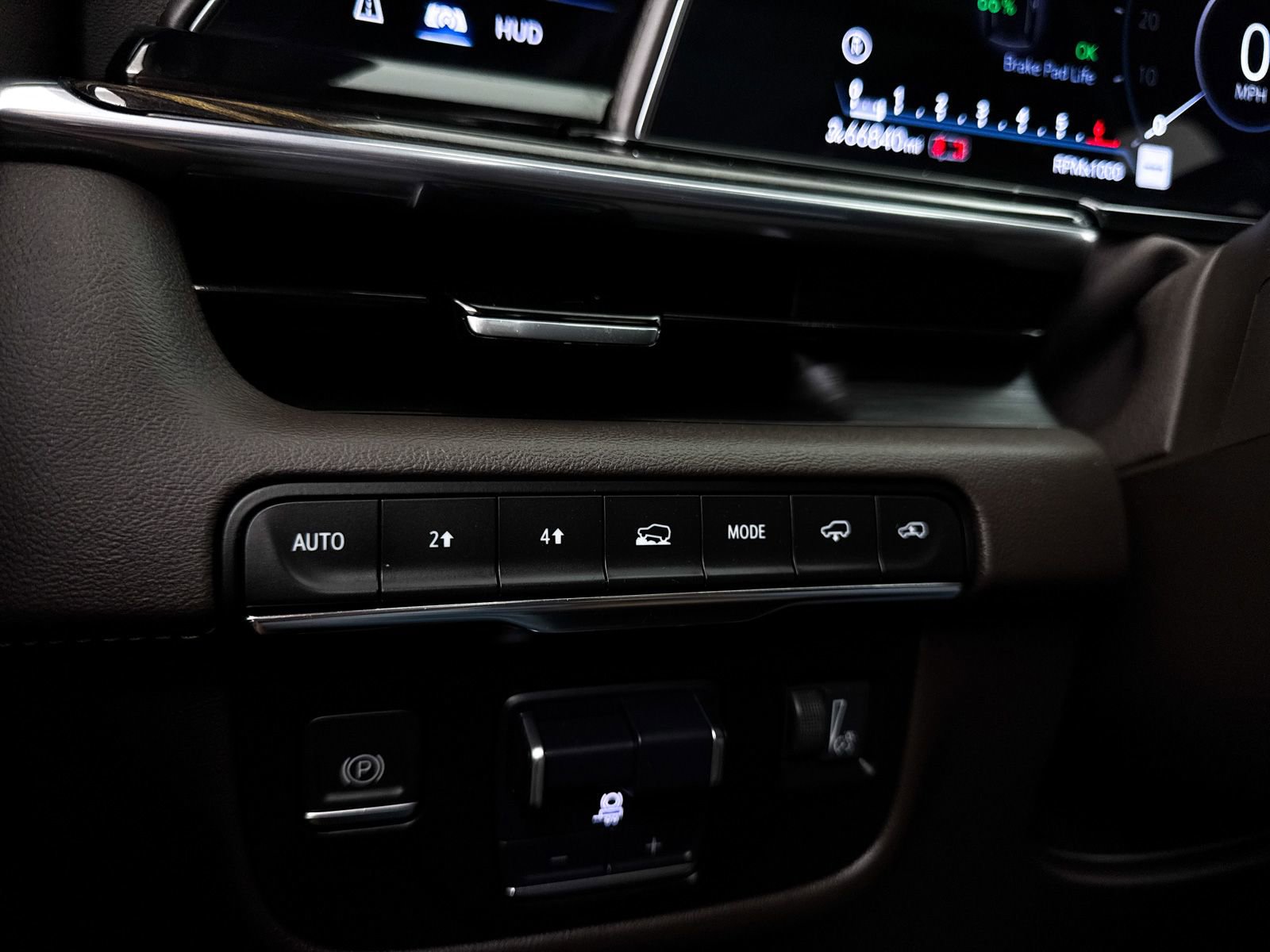 Used 2021 Cadillac Escalade ESV Sport w/ Driver Assist Tech Package image 12