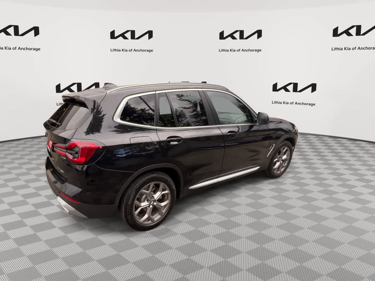 Used 2024 BMW X3 sDrive30i w/ Convenience Package w/ZPA RWD image 8