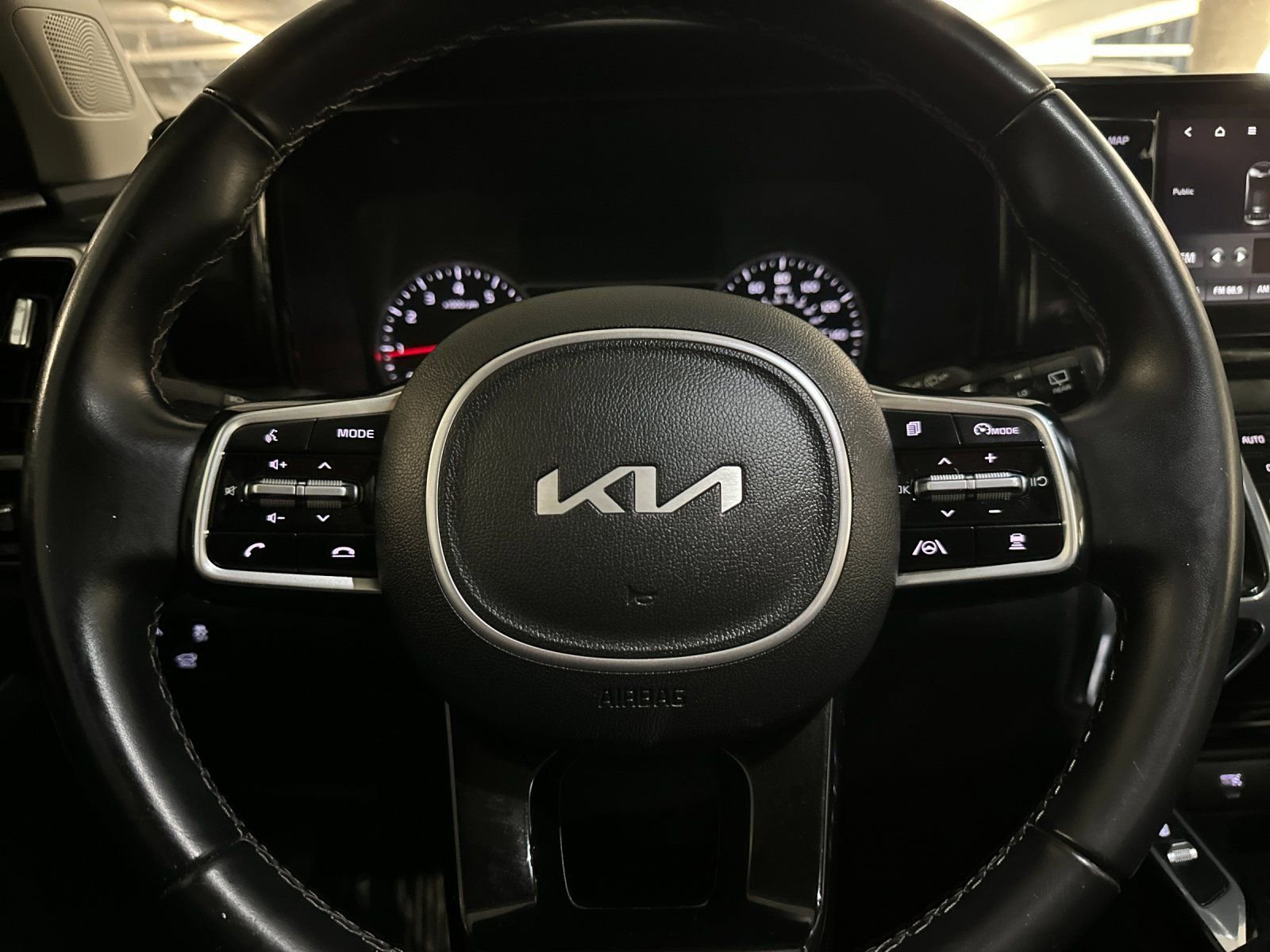 Certified 2022 Kia Sorento SX image 33