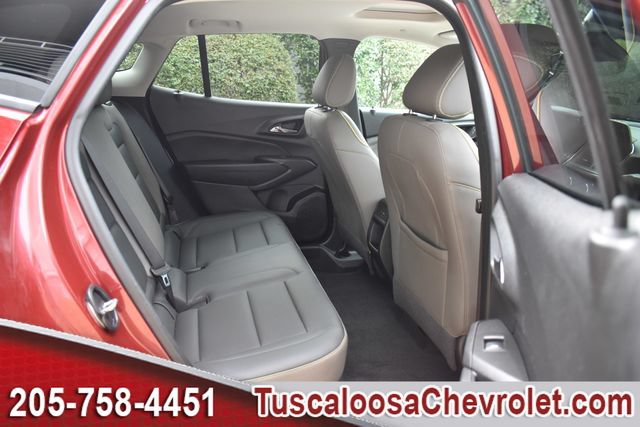 Used 2024 Chevrolet Trax ACTIV w/ Sunroof Package FWD image 24