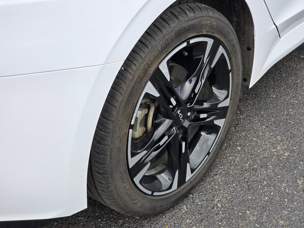Used 2023 Kia K5 GT-Line w/ GT-Line Premium Package FWD image 8