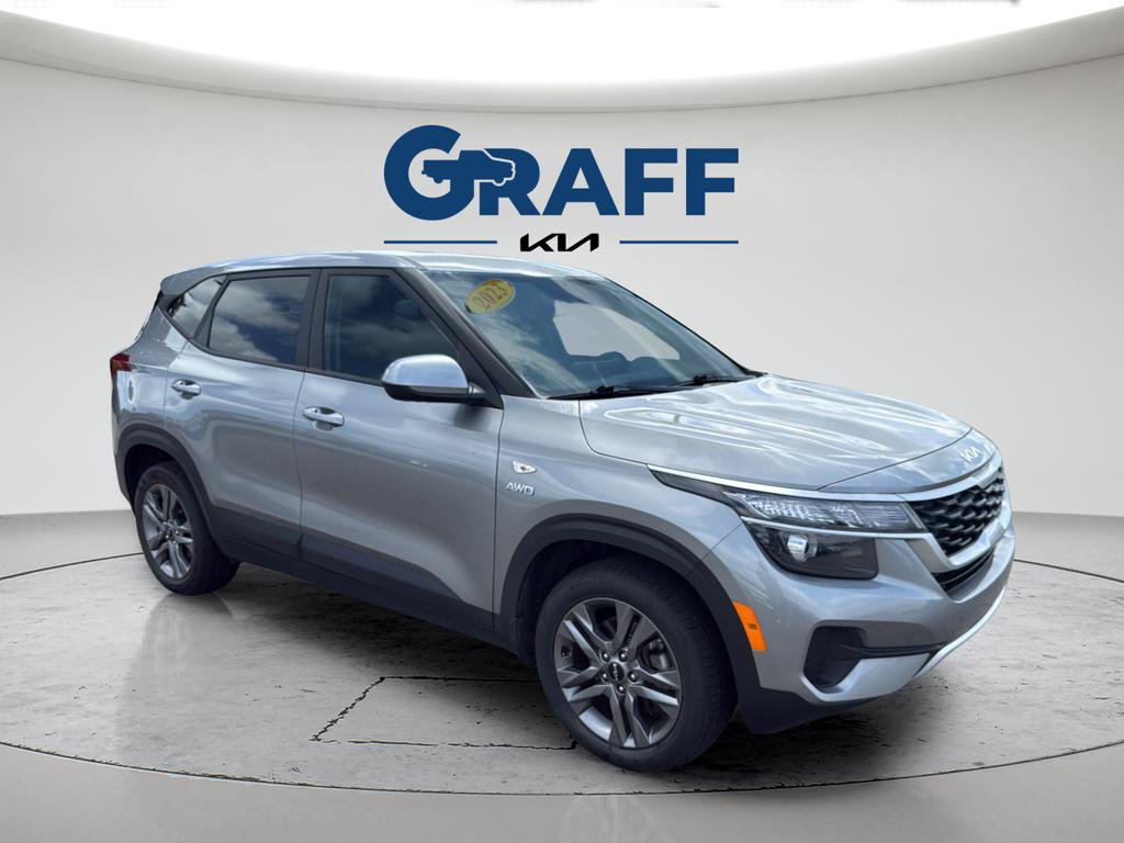 Used 2023 Kia Seltos LX AWD/4WD image 16
