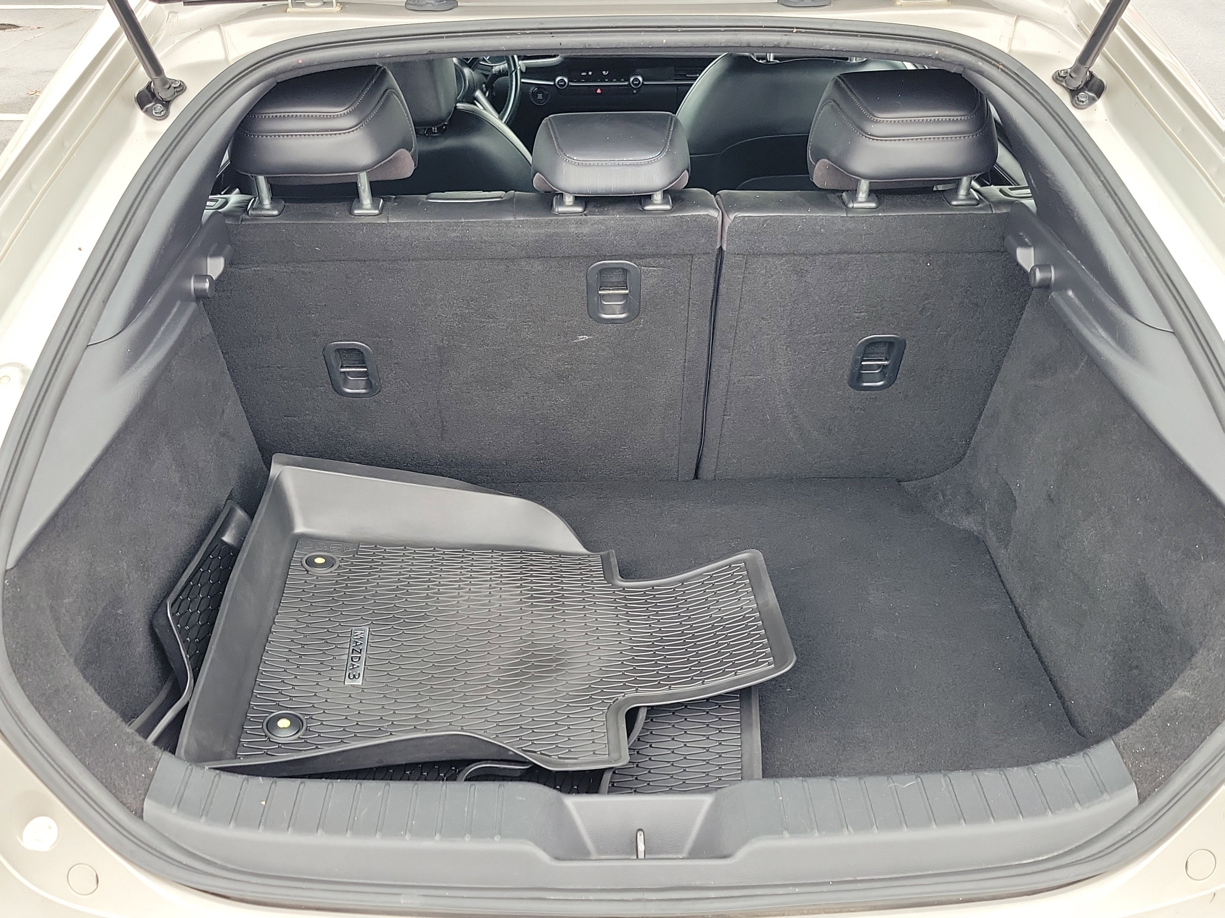 Used 2024 MAZDA MAZDA3 s image 9