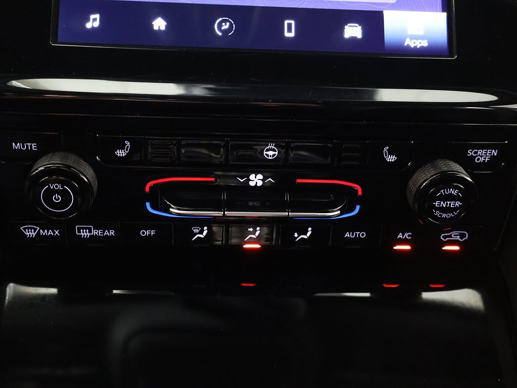 Used 2024 Jeep Grand Cherokee Altitude image 50