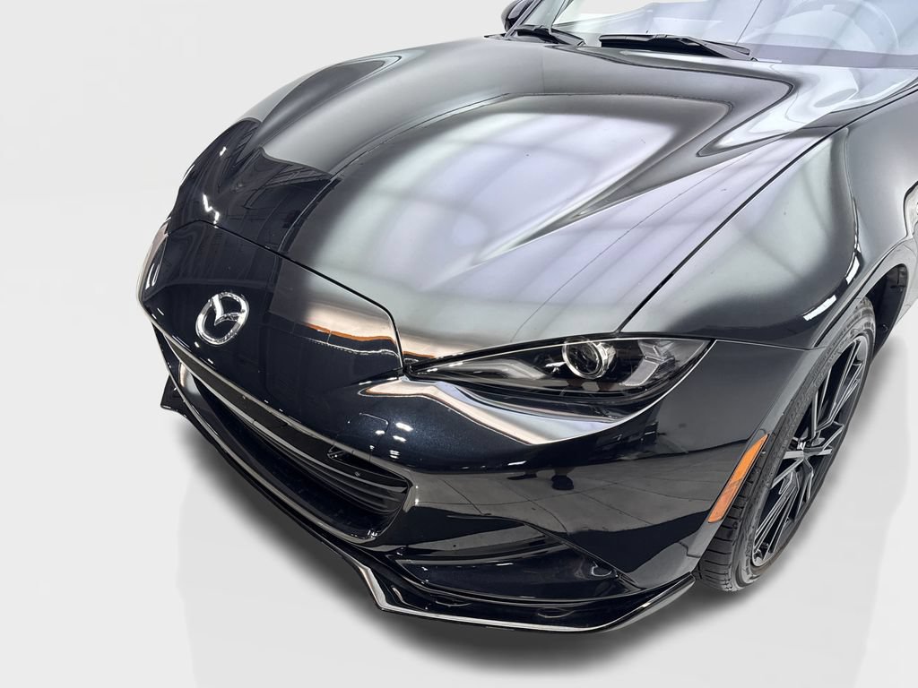 Used 2024 MAZDA MX-5 Miata Club RWD image 16