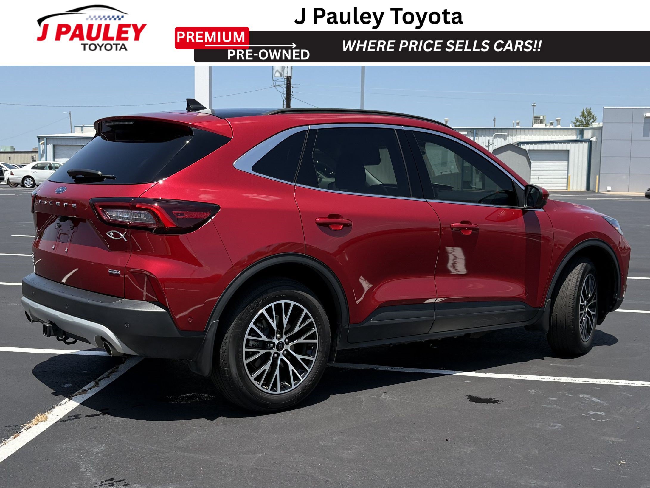 Used 2024 Ford Escape SE w/ PHEV Premium Package FWD image 3