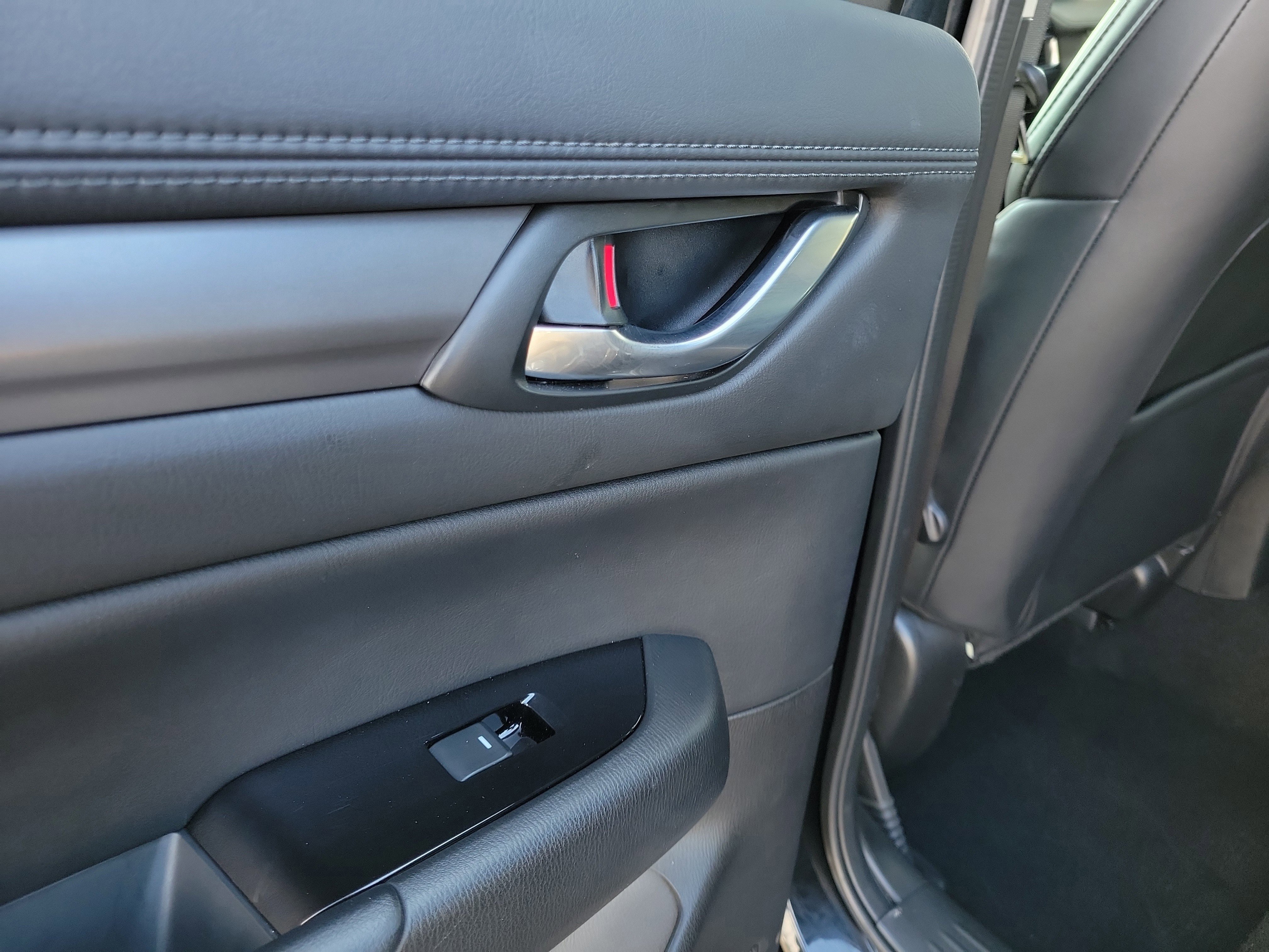 Used 2025 MAZDA CX-5 AWD 2.5 S w/ Select Package image 13