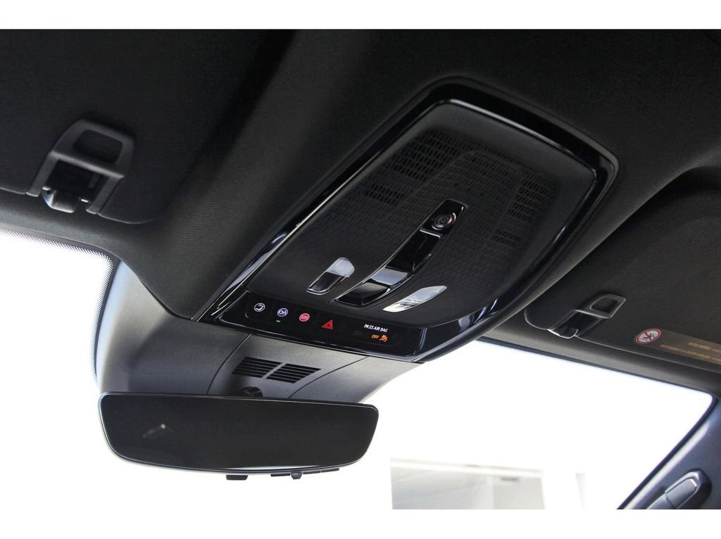 New 2026 Cadillac Lyriq Signature Luxury image 20