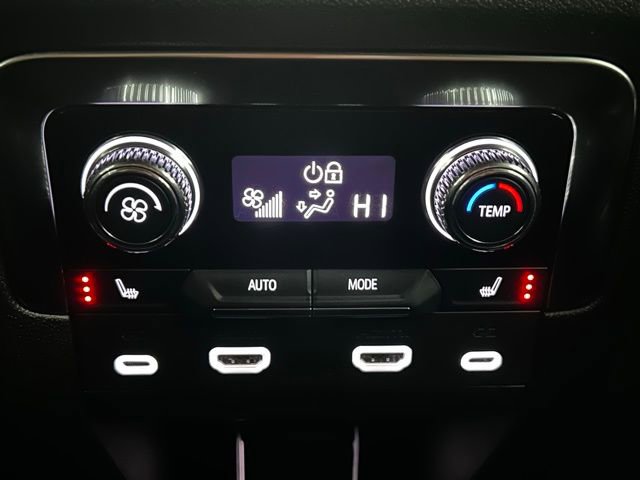 Used 2024 GMC Yukon XL Denali Ultimate image 14