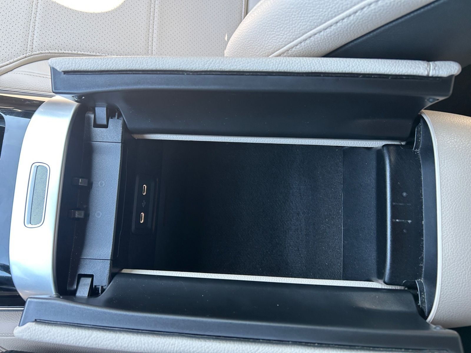 Used 2024 Mercedes-Benz C 300 Sedan image 19