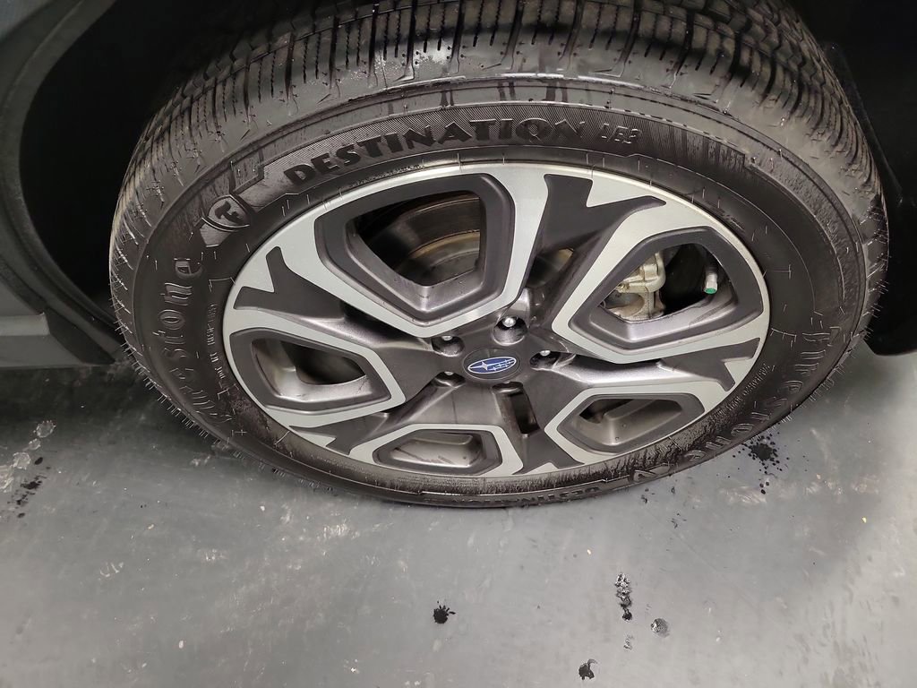 Used 2023 Subaru Ascent Limited w/ Technology Package image 10