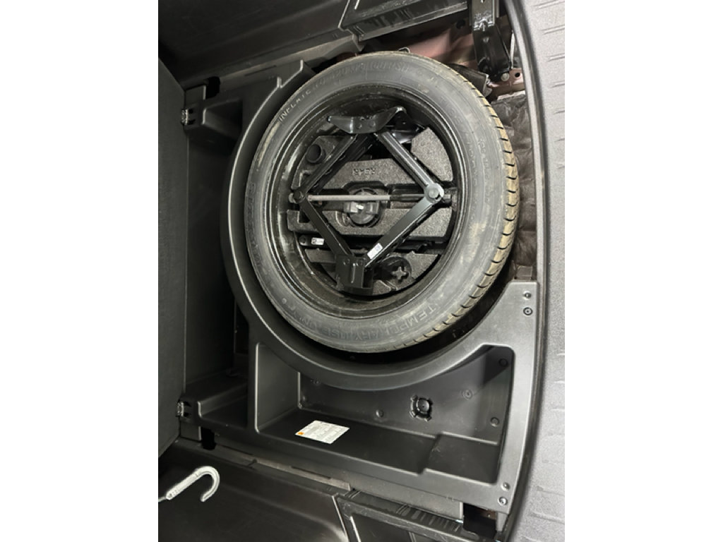 Certified 2023 Chevrolet Blazer Premier w/ Driver Confidence II Package image 35